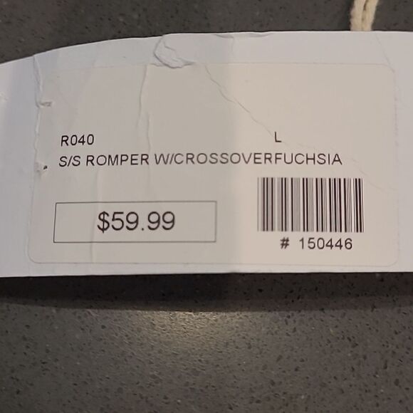 LUMIERE sz S/S Romper w/crossover tie, fuchsia, pockets - Picture 7 of 12